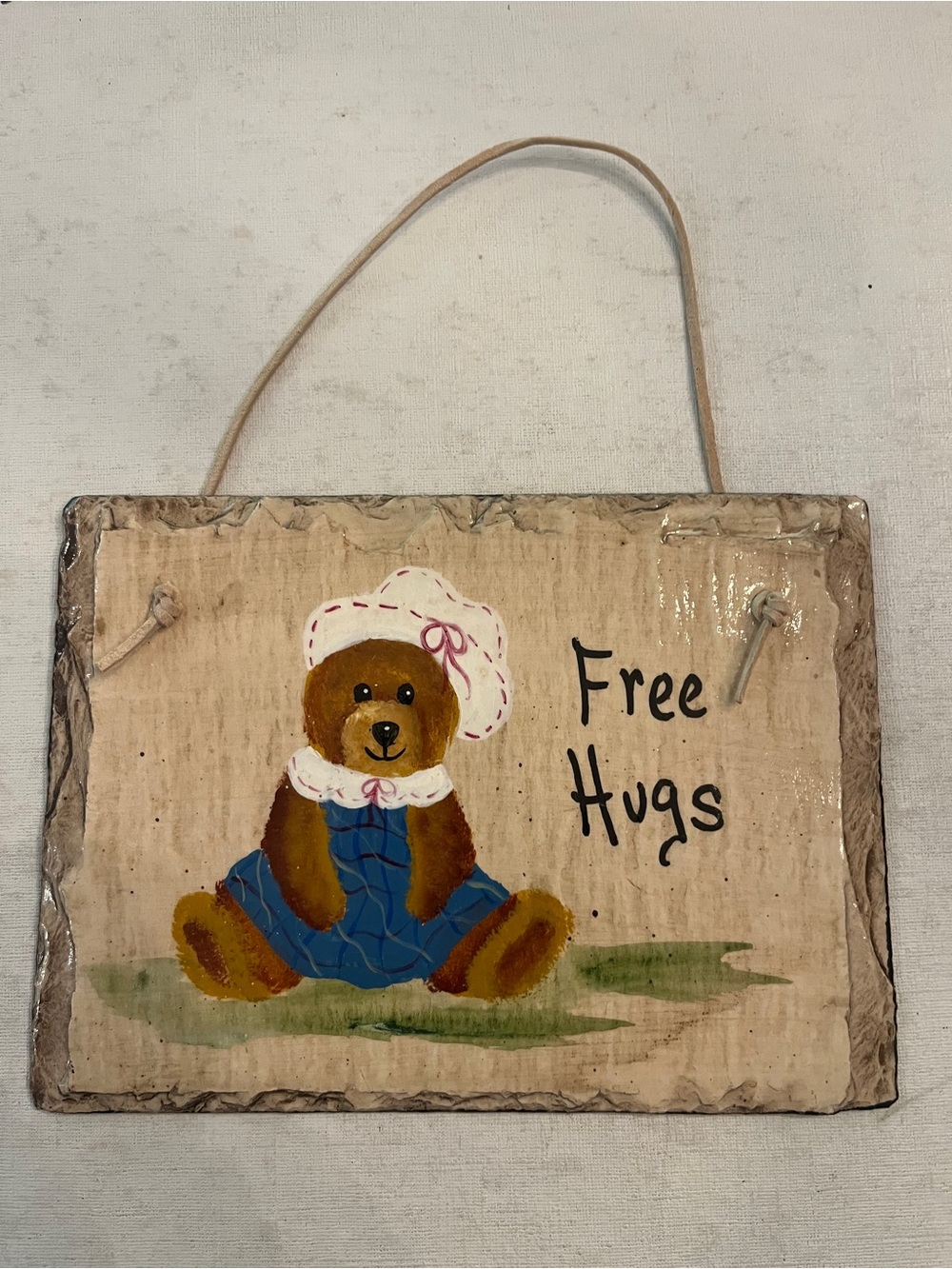 Vintage handpainted country style bear “Free Hugs” on slate hanging sign. Cute!